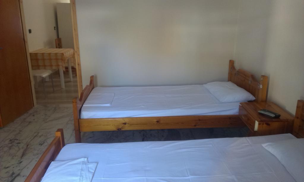 Virginia'S Rooms بلاتاريا الغرفة الصورة